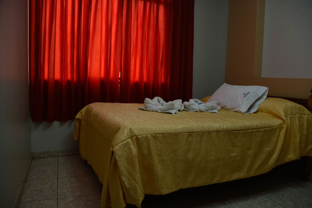 Hotel Jorge Chavez Trujillo Luaran gambar